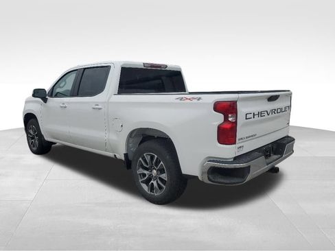 Used 2024 Chevrolet Silverado 1500 LT AWD/4WD image 3