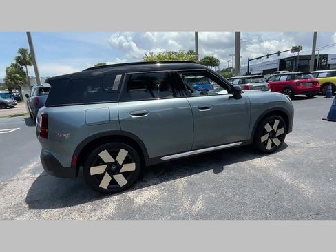 Certified 2025 MINI Cooper Countryman S w/ Comfort Package Max image 28