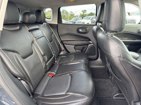 Used 2018 Jeep Compass Limited w/ Navigation Group AWD/4WD image 16