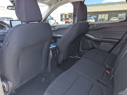 Used 2025 Ford Escape Active AWD/4WD image 29