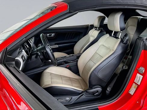 Used 2016 Ford Mustang Premium RWD image 18