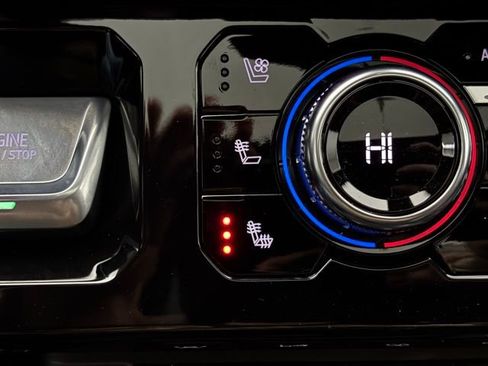 New 2026 GMC Sierra 1500 AT4 w/ Technology Package AWD/4WD image 5