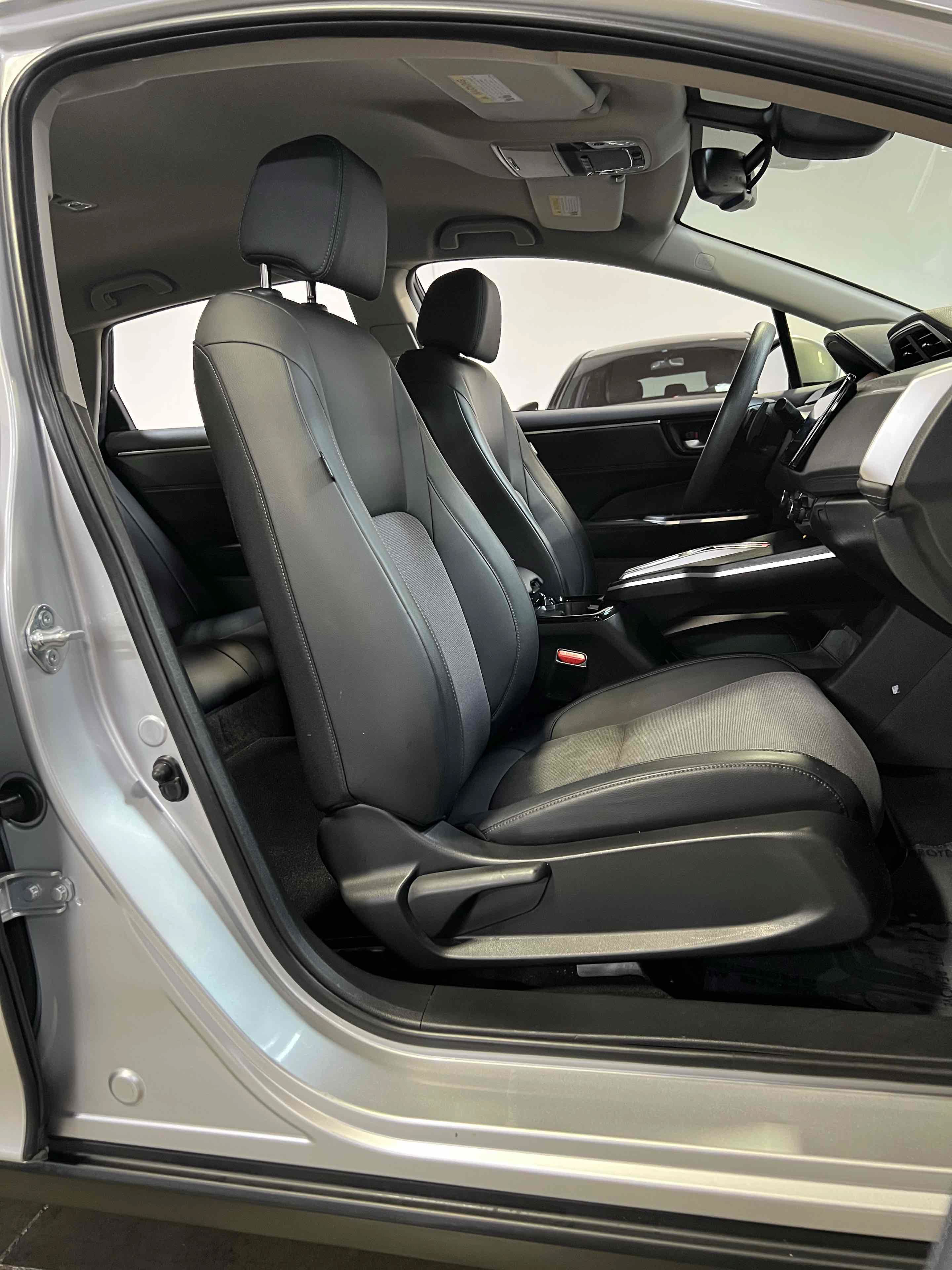 Used 2020 Honda Clarity Plug-In Hybrid image 32