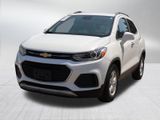Used 2019 Chevrolet Trax LT w/ LT Convenience Package image 3