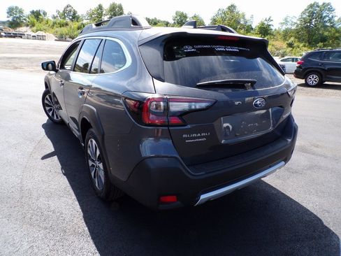 Certified 2025 Subaru Outback Limited image 13