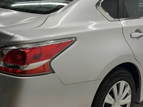 Used 2015 Nissan Altima 2.5 S w/ Power Driver Seat Package FWD image 5