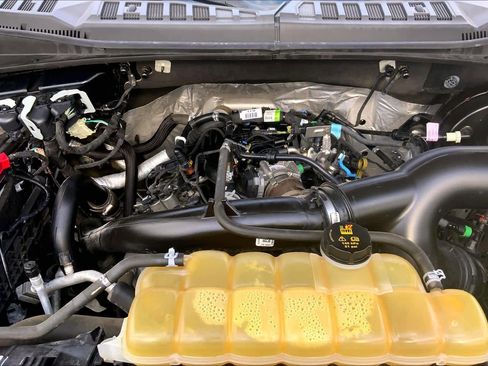 Used 2020 Ford F150 XL w/ Equipment Group 101A Mid image 31