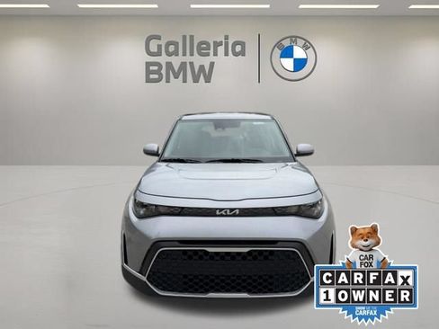 Used 2025 Kia Soul LX w/ LX Technology Package FWD image 3