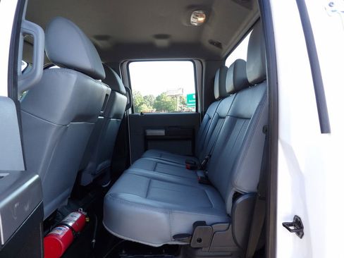Used 2023 Ford F750 2WD Crew Cab Super Duty image 44