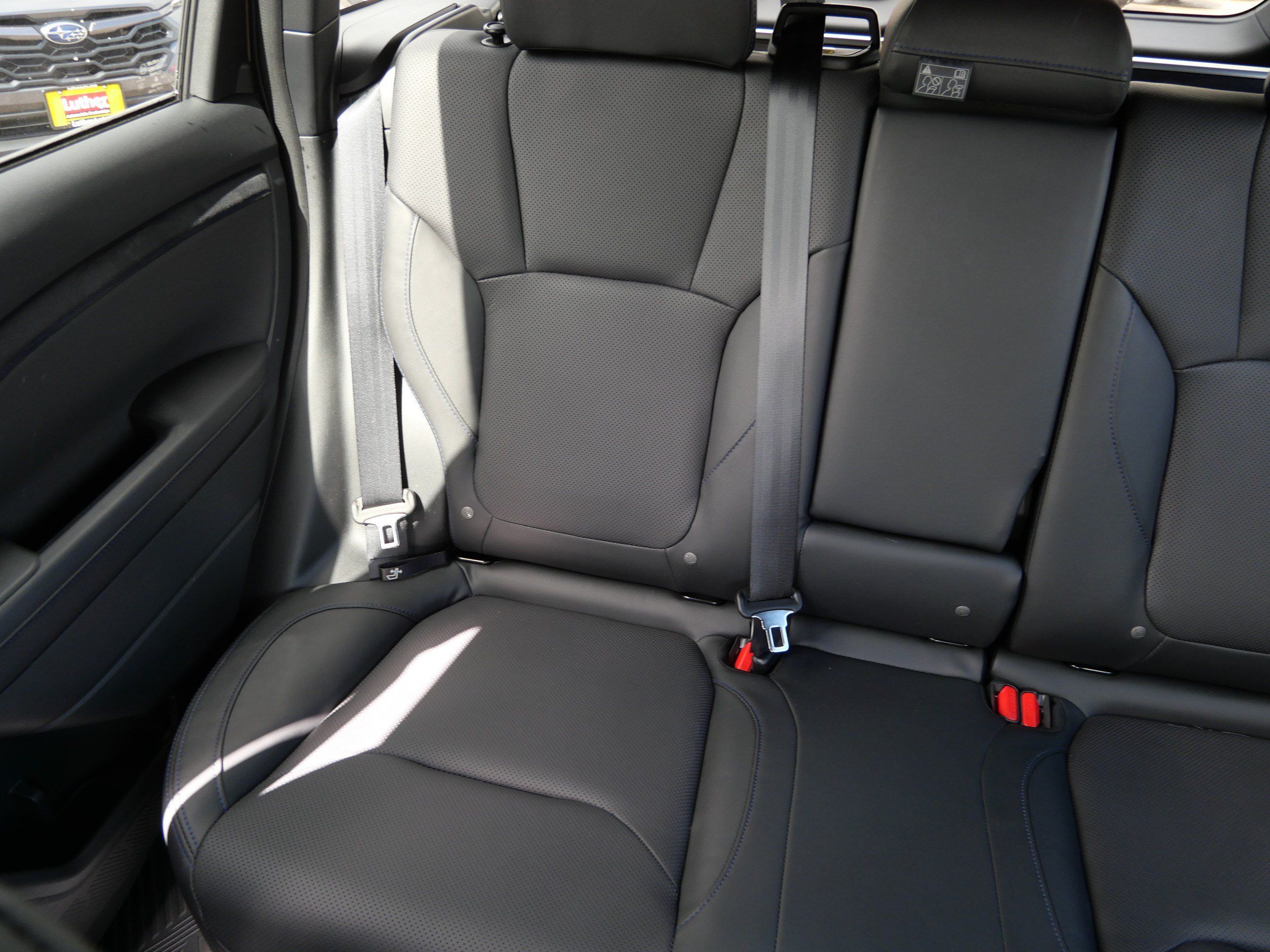 Used 2025 Subaru Forester Limited AWD/4WD image 12