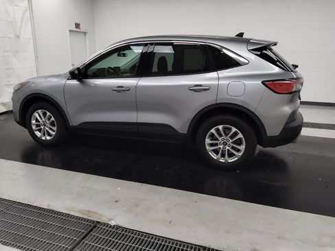 Used 2022 Ford Escape SE AWD/4WD image 3