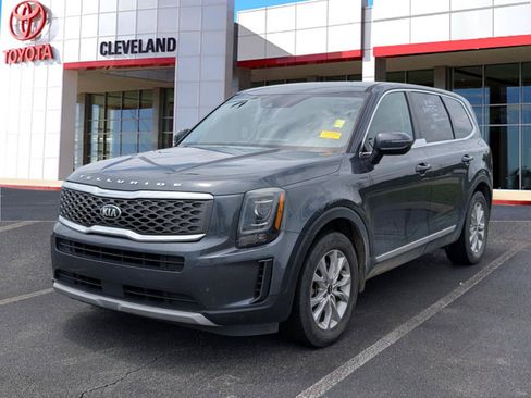 Used 2020 Kia Telluride LX FWD image 4