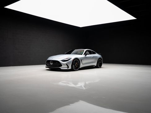 Used 2025 Mercedes-Benz AMG GT 63 image 85