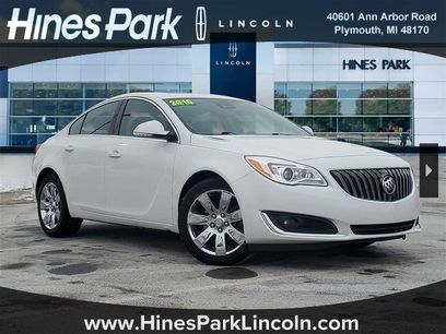 Used 2016 Buick Regal Premium w/ Driver Confidence Package #1