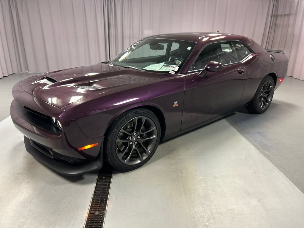 Used 2022 Dodge Challenger R/T Scat Pack w/ Scat Pack Stripe RWD image 3