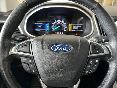 Used 2019 Ford Edge SEL w/ Equipment Group 201A image 26