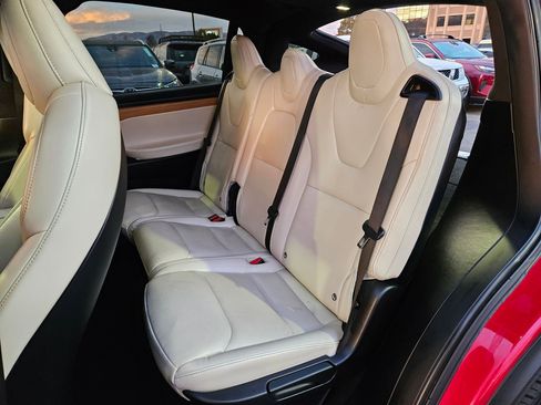 Used 2020 Tesla Model X Performance image 31