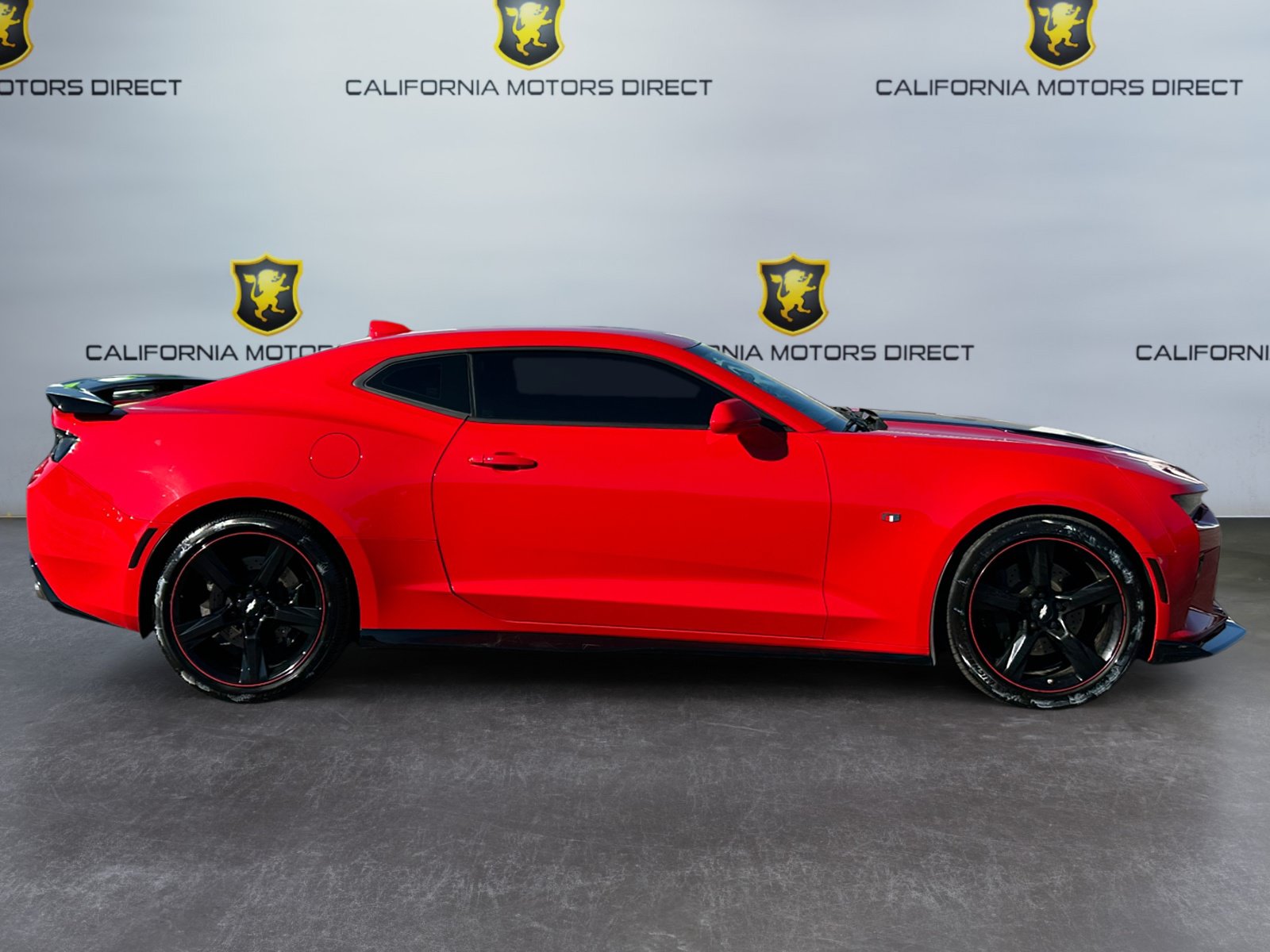 Used 2016 Chevrolet Camaro SS RWD image 6