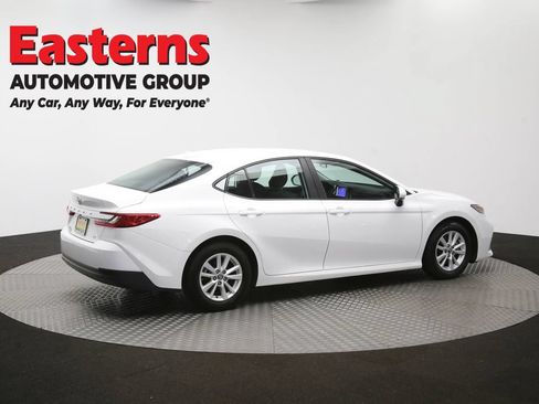 Used 2025 Toyota Camry LE FWD image 42
