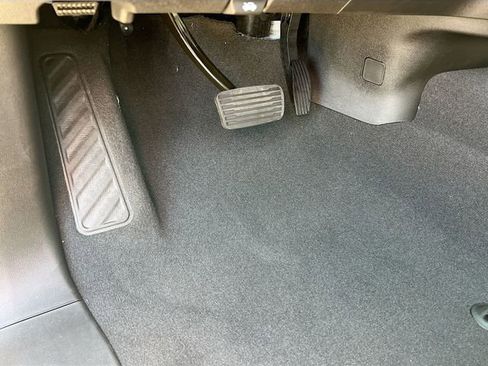 New 2026 GMC Sierra 1500 Elevation image 14