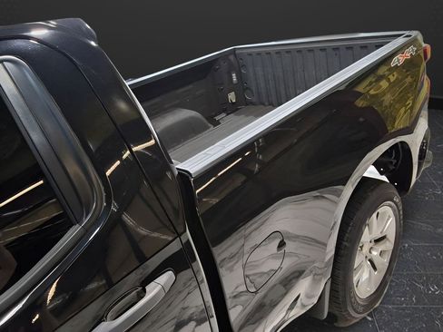 Used 2021 Chevrolet Silverado 1500 Custom image 6