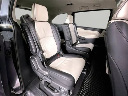 Used 2025 Honda Odyssey Elite image 24