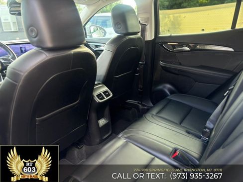 Used 2024 Buick Envision Preferred AWD/4WD image 8