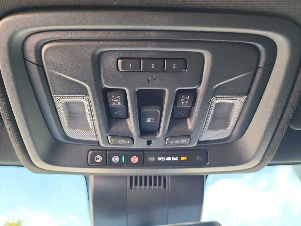Used 2026 Chevrolet Silverado 1500 ZR2 w/ Dark Appearance Package AWD/4WD image 36