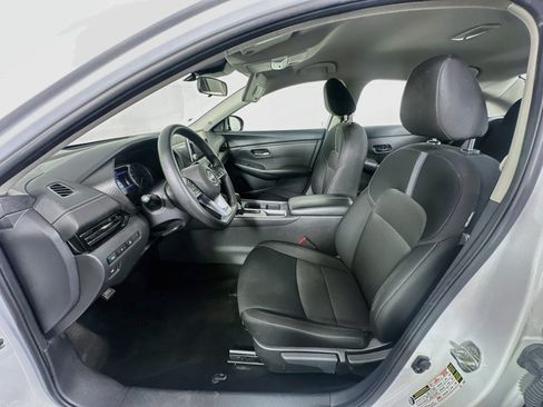 Used 2024 Nissan Sentra SV FWD image 13