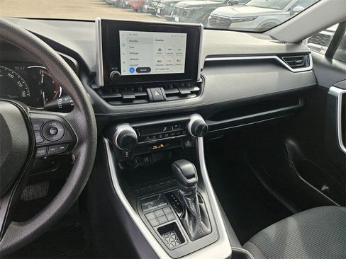 Used 2025 Toyota RAV4 LE image 20