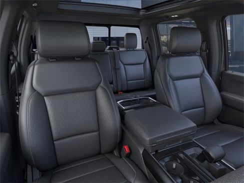 New 2025 Ford F150 Lariat w/ Equipment Group 502A High image 10