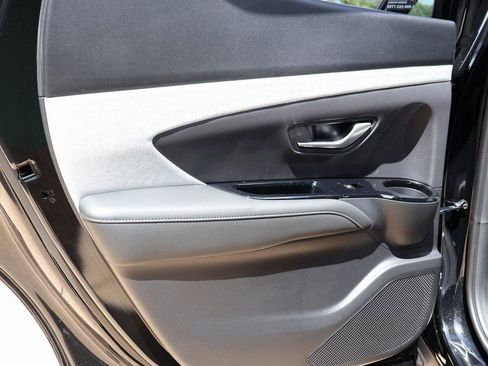 New 2025 Hyundai Santa Cruz SEL image 17