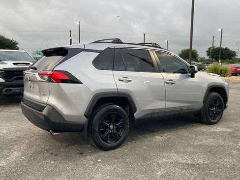Used 2024 Toyota RAV4 XLE w/ Convenience Package FWD image 5