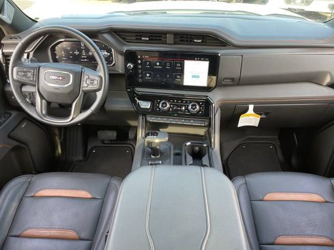 Certified 2026 GMC Sierra 1500 AT4 w/ Technology Package AWD/4WD image 16