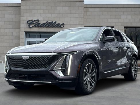 New 2026 Cadillac Lyriq Premium Luxury image 5