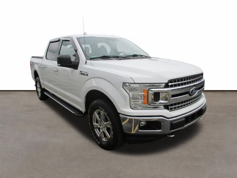 Used 2018 Ford F150 XLT w/ Equipment Group 302A Luxury AWD/4WD image 7