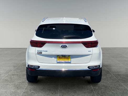 Used 2021 Kia Sportage EX FWD image 4