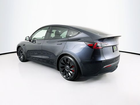 Used 2024 Tesla Model Y Performance image 5