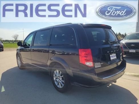 Used 2011 Dodge Grand Caravan R/T w/ Driver Convenience Group image 6