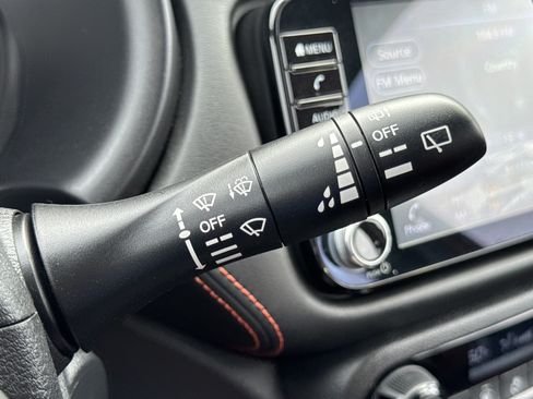 Used 2021 Nissan Kicks SR FWD image 23
