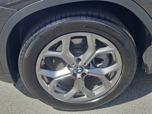 Used 2023 BMW X3 xDrive30i w/ Premium Package w/ZPA AWD/4WD image 4