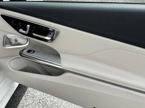 Certified 2026 Mercedes-Benz CLE 300 4MATIC Coupe image 15
