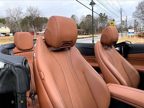 Used 2022 Mercedes-Benz E 450 Cabriolet image 26