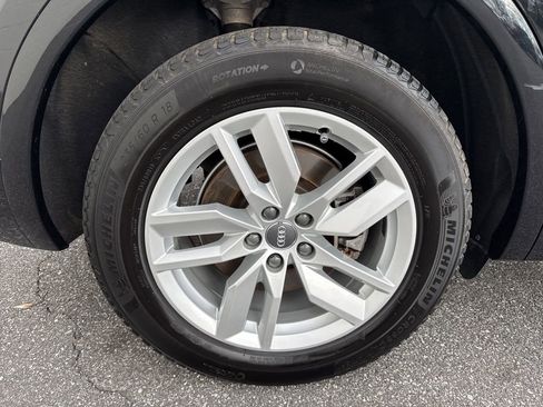 Used 2020 Audi Q5 2.0T Premium w/ Convenience Package image 9