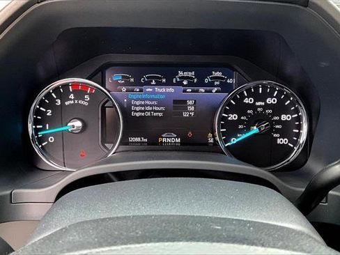 Used 2022 Ford F450 Platinum w/ FX4 Off-Road Package image 15