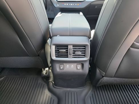 New 2026 Nissan Murano Platinum AWD/4WD image 11