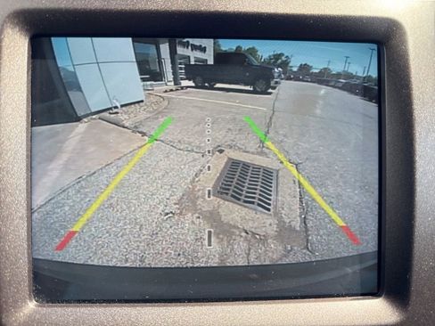 Used 2022 Jeep Cherokee Trailhawk w/ Trailer Tow Group AWD/4WD image 9
