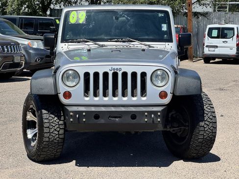 Used 2009 Jeep Wrangler Unlimited X w/ Trailer Tow Group AWD/4WD image 2