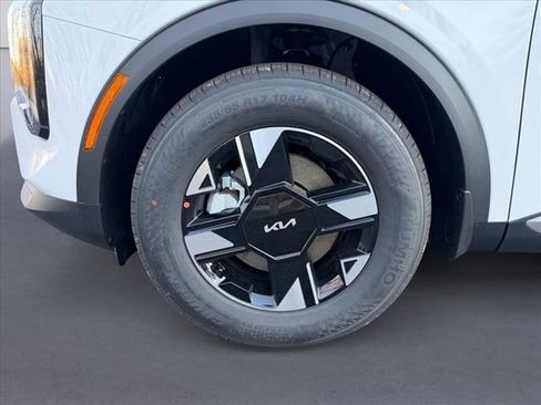 New 2026 Kia Sportage LX w/ LX Convenience Package image 9