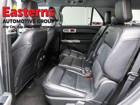 Used 2023 Ford Explorer Limited image 22